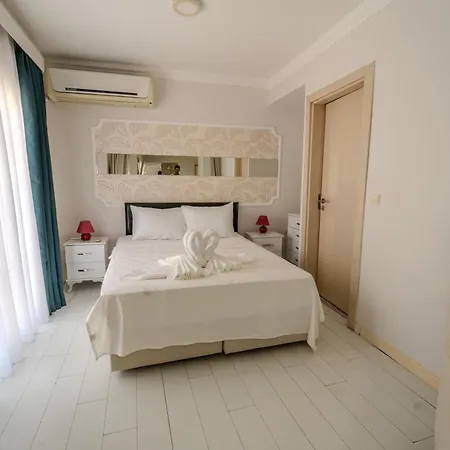 Mia Hill Hotel