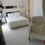 Hotel Mia Hill *