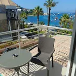 Hotel Mia Hill *