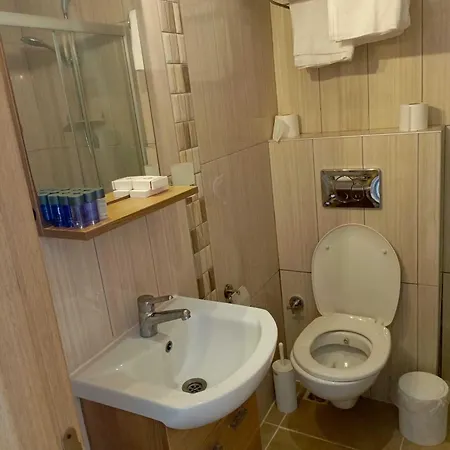 Mia Hill ボドルム