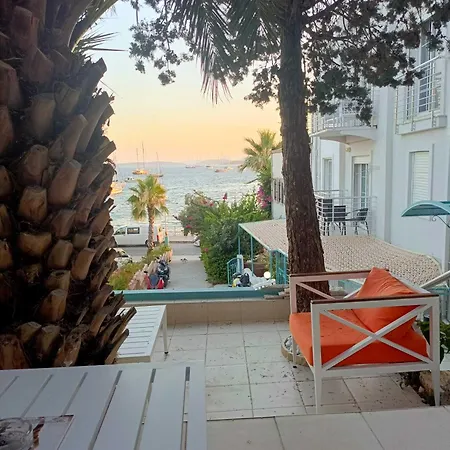 Mia Hill Bodrum